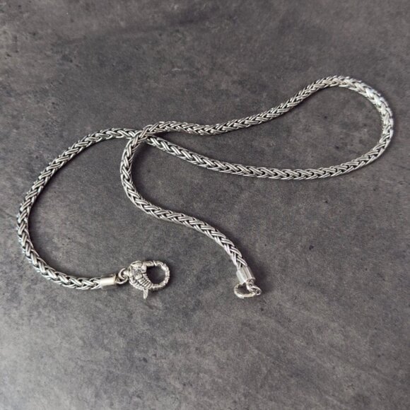 Clocks and Colors Scorpion Woven Chain- 60cm - Picture 3 of 5